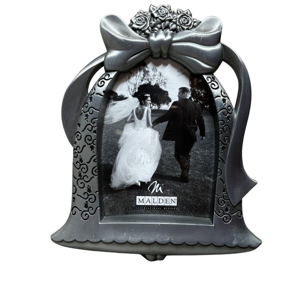 Decorative Malden Vintage Bell-Shaped BOW‎ Wedding Photo Frame 4x6 metal